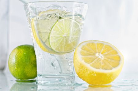 Полезность лимона с водой утром