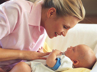 Как правильно ухаживать за новорожденным