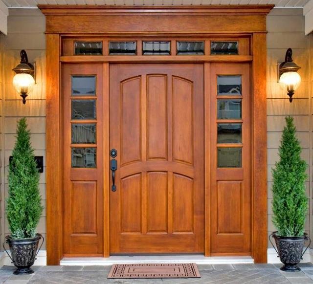 Деревянные входные двери – красота и надёжная защита имущества