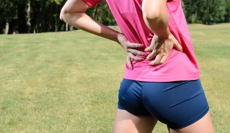 С чем может быть связана боль в спине?